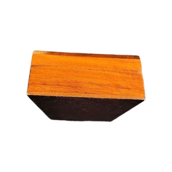 Elaine Eston Annabella US Virgin Islands Cedar Wooden Trinket Jewelry Box 1994 - Picture 10 of 14